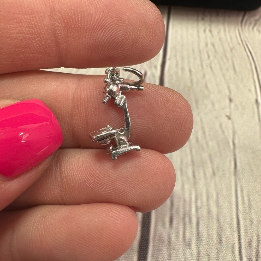 Sterling Silver Microscope charm stamped STER - Picture 3 of 8